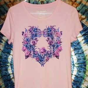 🌹Thorns and Roses Tee 🌹